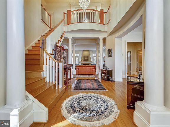2nd image of 8009 Cobble Creek Cir