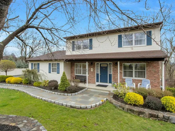 68 Walter Drive, Stony Point, NY 10980