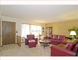 2nd image of 3378 Clandara Ave