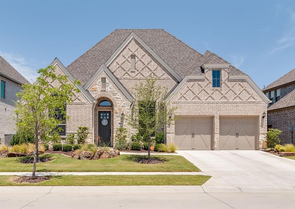 1st image of 1619 Lilac Ln