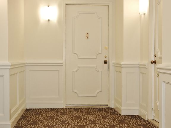 3rd image of 143 Hoyt St APT 7J