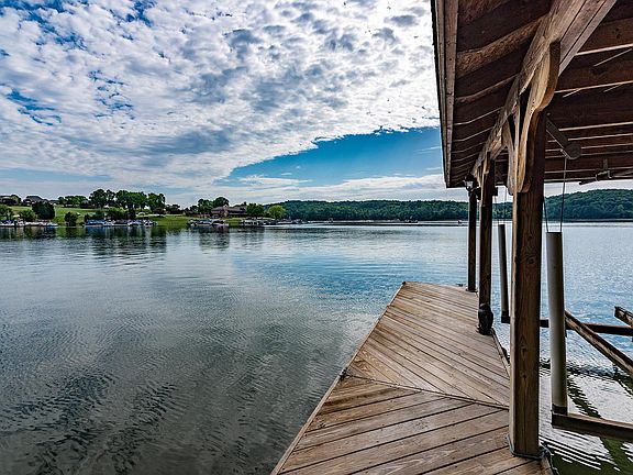 4th image of 117 Hiawassee Ln
