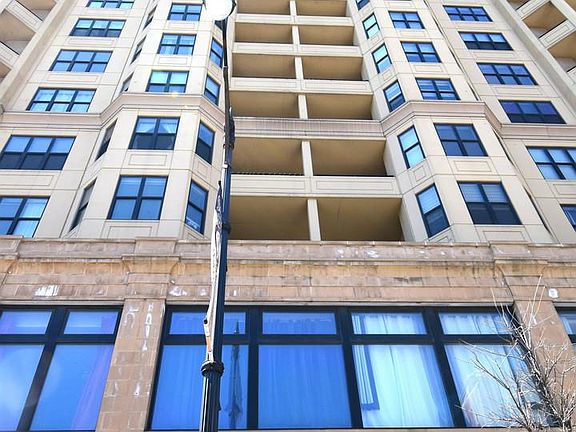2nd image of 1464 S Michigan Ave APT 706