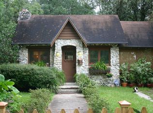 644 NE 10th Pl, Gainesville, FL 32601