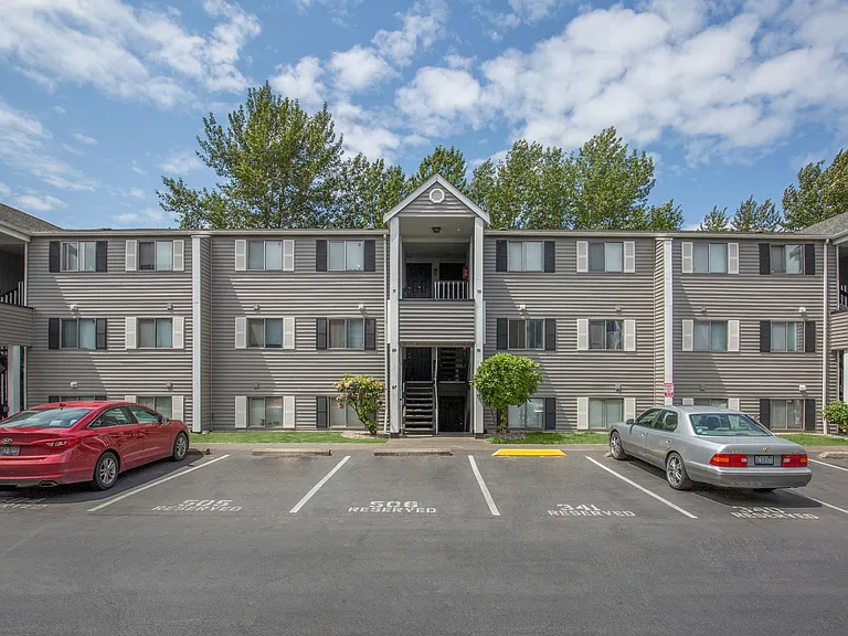 Valley Vista — Photo 29