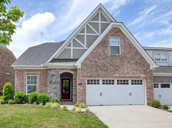 886 Cherry Grove Dr, Hendersonville, TN 37075