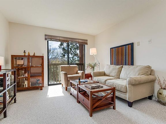 2nd image of 941 Calle Mejia APT 331