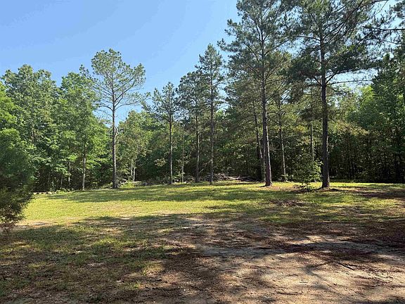 4th image of 285 Deans Ln