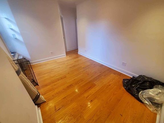 5th image of 380 S 4th St APT 20