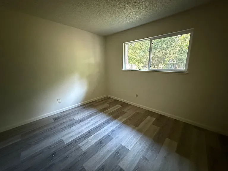 8237 Sunrise Blvd — Photo 6