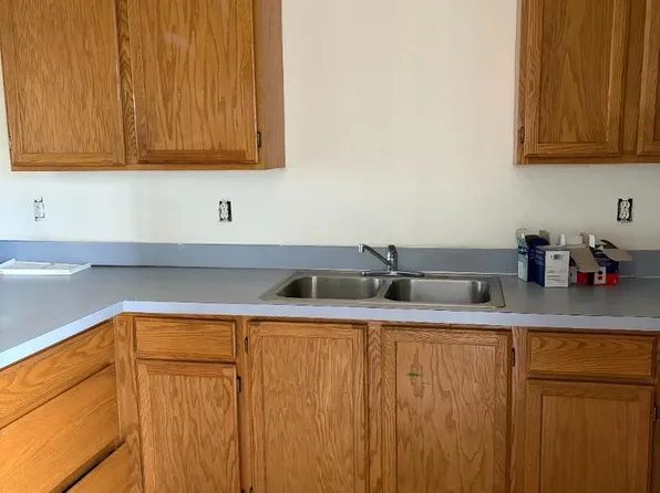 82 Sunset Dr #1, Ontario, OR 97914