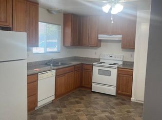 111 N Walnut Ave APT 2, Manteca, CA 95337