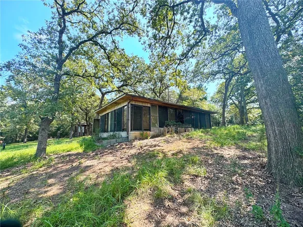 10067 Clyde Acord Rd, Franklin, TX 77856