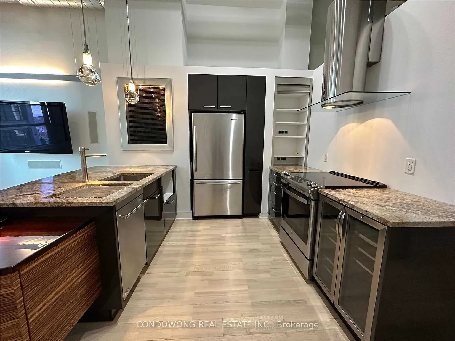 2 bed, $2,700 — Photo 2