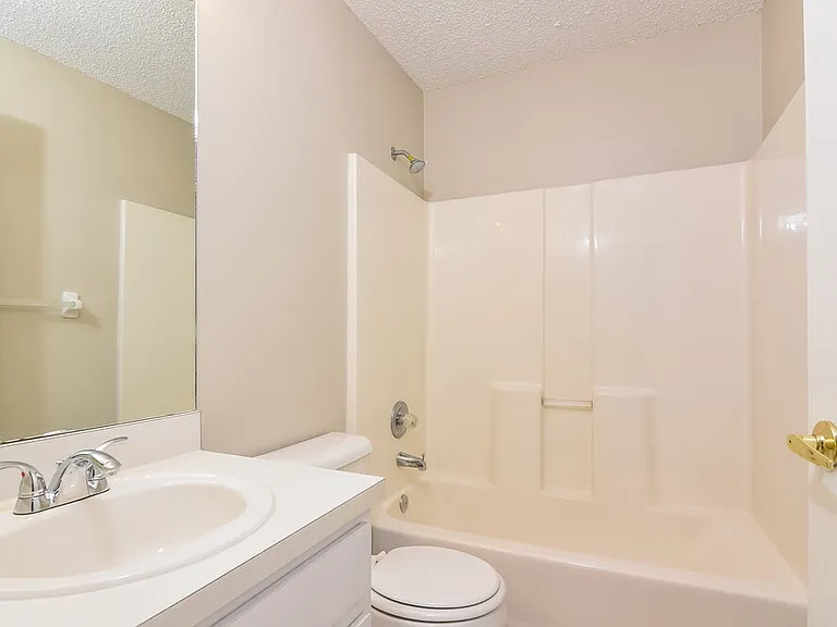 4328 Venice Dr — Photo 11