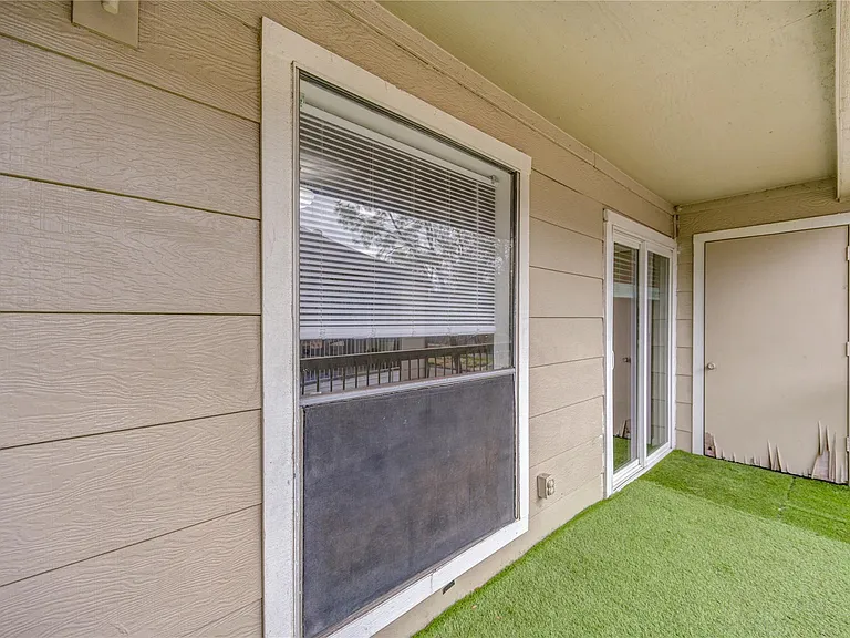 2120 Wilcrest Dr #226 — Photo 32
