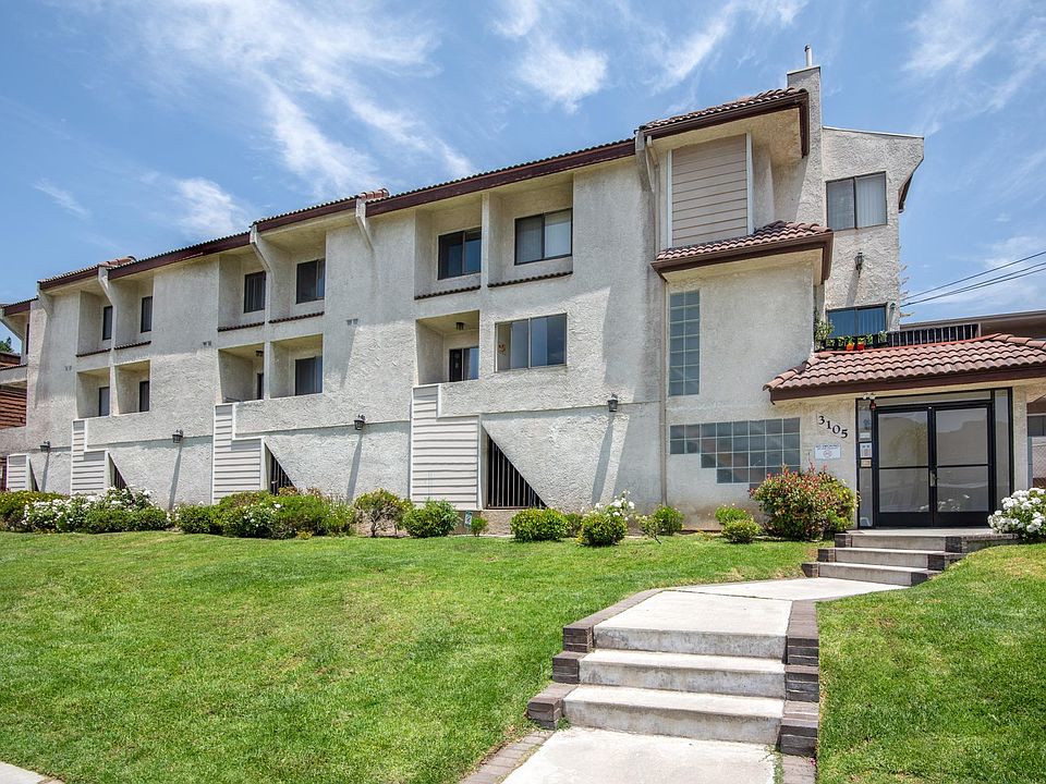 1st image of 3105 Montrose Ave #7