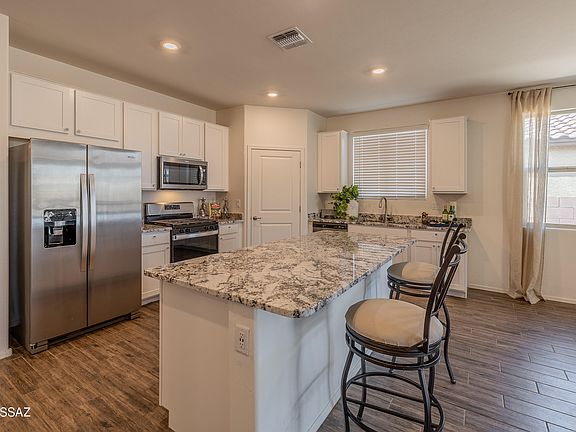 3rd image of 7812 S Golden Bell Dr