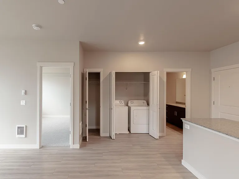 Abbey Creek Apartments — Photo 53
