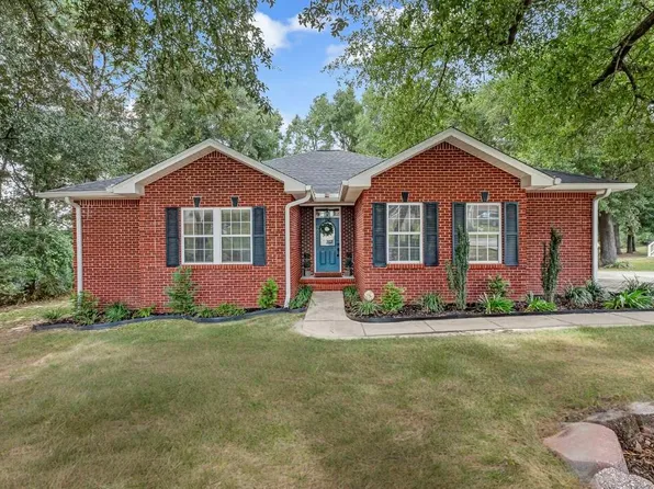 129 Arapaho Trl, Crestview, FL 32536