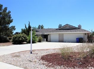 13862 Cochise Rd, Apple Valley, CA 92307