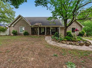 3810 Old Glasgow Rd, Scottsville, KY 42164