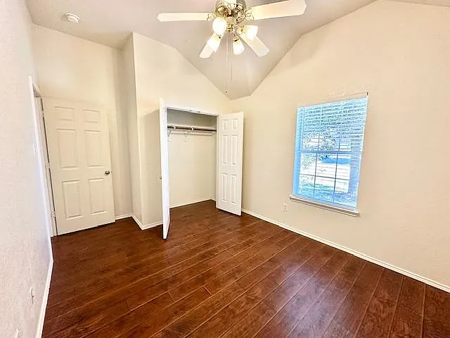 4411 Blackberry Rd — Photo 11