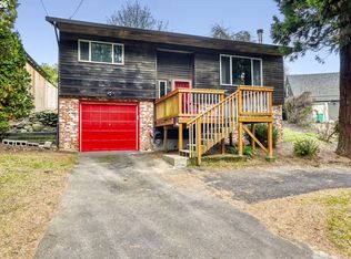 223 SW Taylors Ferry Rd, Portland, OR 97219