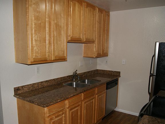 3rd image of 185 Sierra Dr APT 302