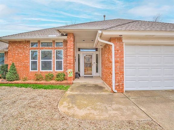 3rd image of 10100 Birkenhead Ct