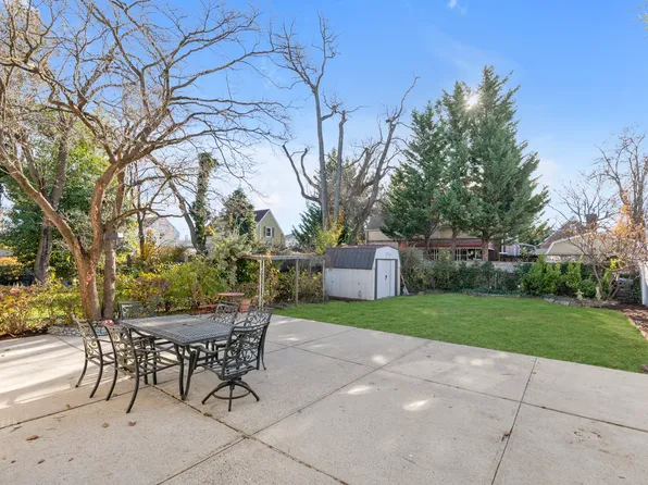 164-12 76th Avenue image 22 of 24