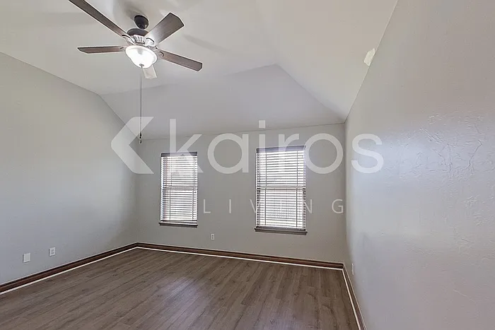 11728 SW 18th St — Photo 12