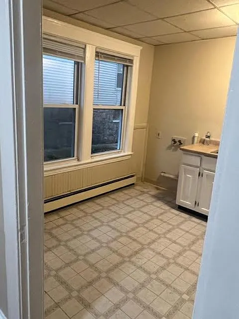 14 Catharine St #1