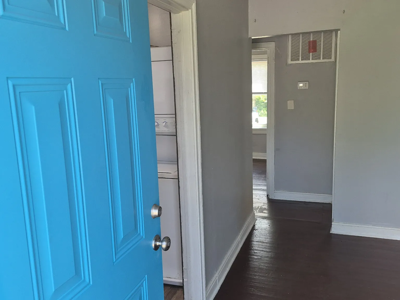 2 bed, 624 sqft, $1,300 — Photo 2