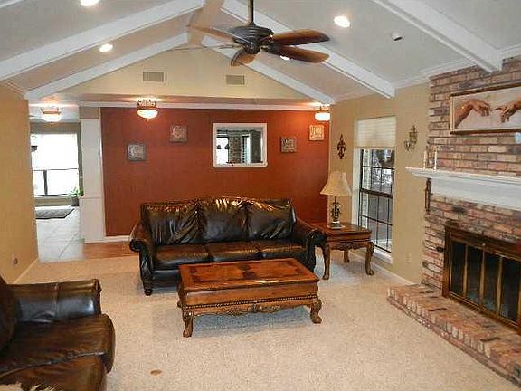 3rd image of 317 Sage Hill Dr