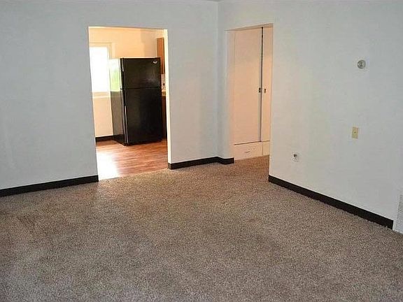 4th image of 3727 Kirkup Ave