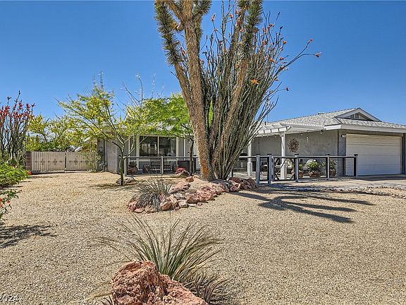 3rd image of 765 Christina Dr