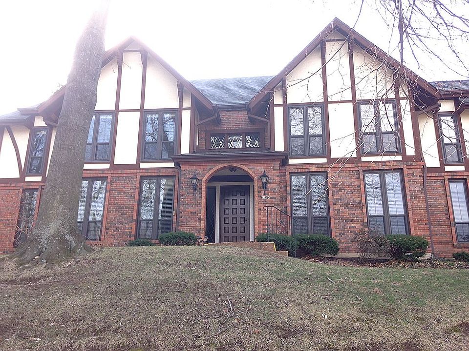 Front of Condo Complex