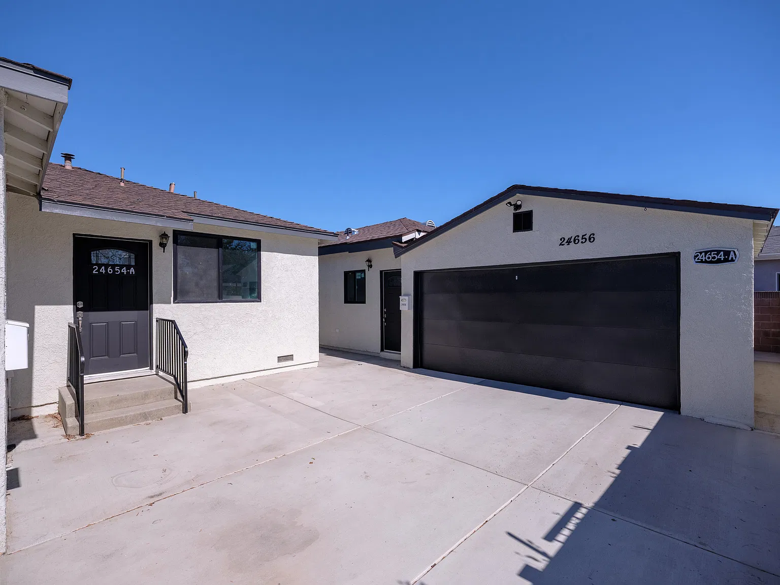 1 bed, 450 sqft, $2,200 — Photo 3
