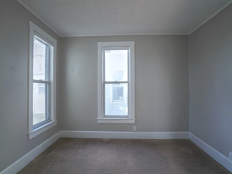 616 Liberty St — Photo 3