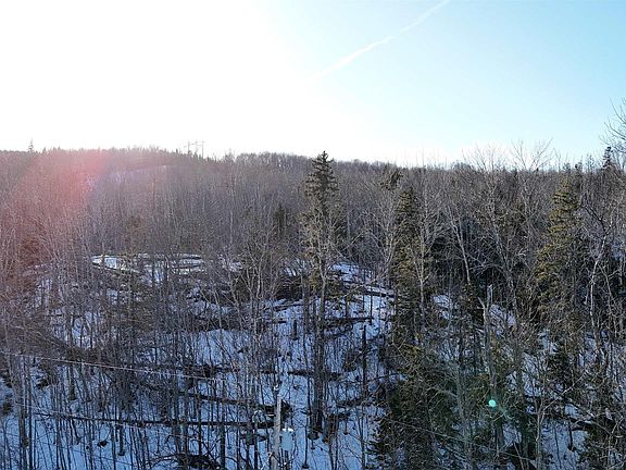 5th image of Laggan Rd