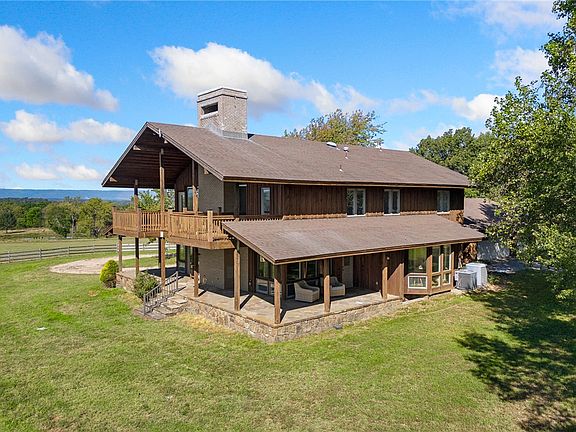 3rd image of 4237 Sulphur Mountain Rd