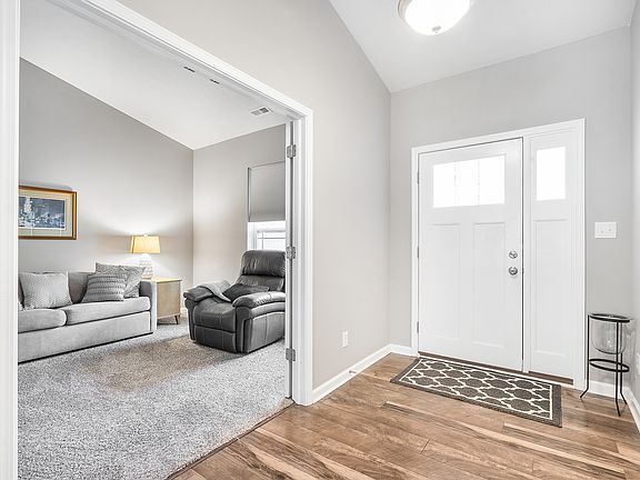 5th image of 11803 Avedon Dr