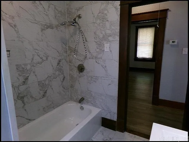 2100 Valmar St — Photo 11