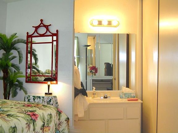 3rd image of 4854 Nara Vista Way Unit 204