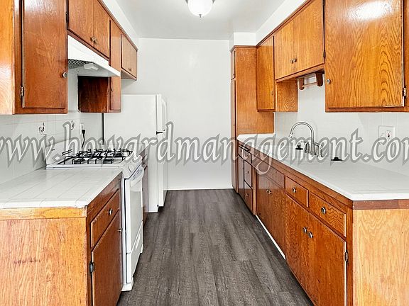 5th image of 3637 Mentone Ave APT 5