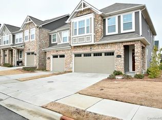 1102 Roderick Dr, Fort Mill, SC 29708