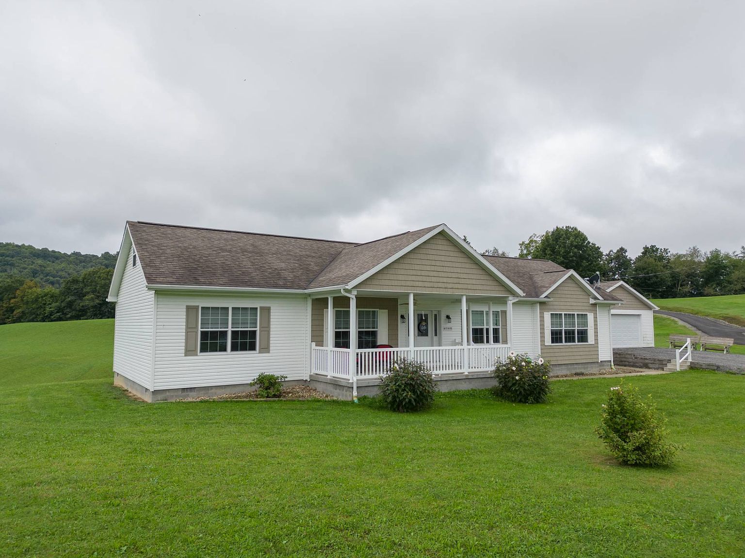 4745 Mason Dixon Hwy, Maidsville, WV 26541 Zillow