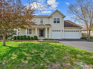 339 Foxford Dr, Cary, IL 60013