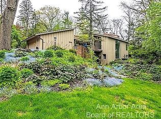 2375 Hill St, Ann Arbor, MI 48104